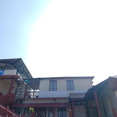Odyssey'S Pateng Homestay, Çerapunçi Dış mekan fotoğraf