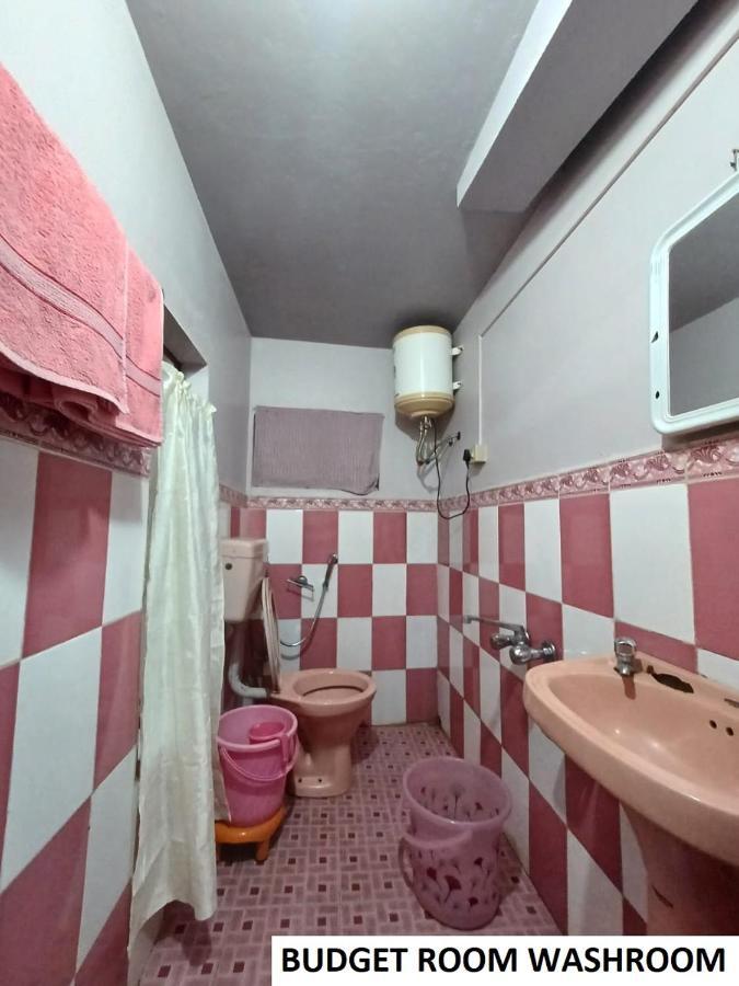 Odyssey'S Pateng Homestay, Çerapunçi Dış mekan fotoğraf